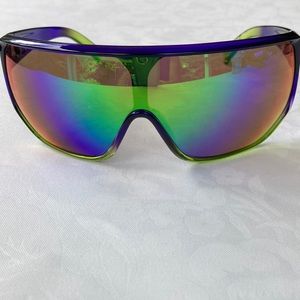 Von Zipper ‘Bionicle’ Sunglasses.
